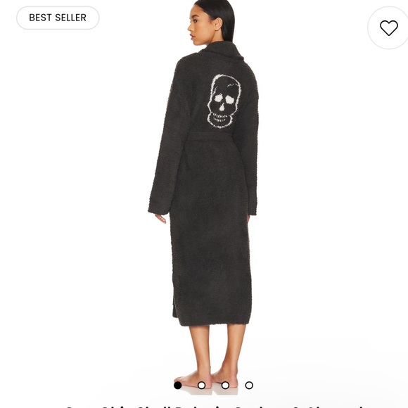 Barefoot dreams skull robe - Picture 2 of 2